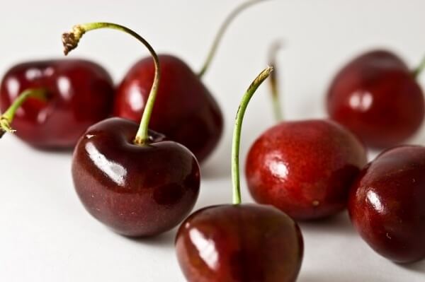 10-ly-do-tuyet-voi-de-an-cherry