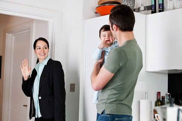 11 cách đơn giản để bé "nghiện" bố hơn 12