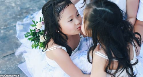 2 phù dâu nhí đẹp như thiên thần 10