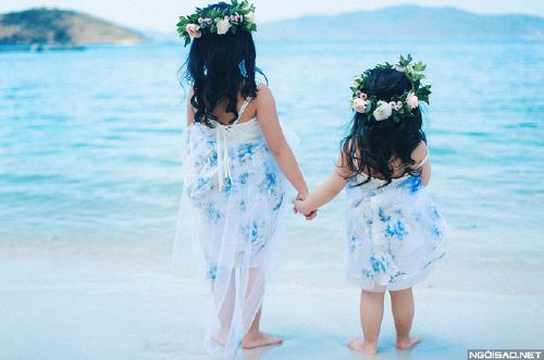 2 phù dâu nhí đẹp như thiên thần 13