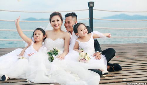 2 phù dâu nhí đẹp như thiên thần 2