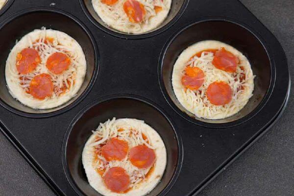 30 phút cho món bánh pizza thơm phức đây, mẹ ơi! 53 bánh pizza mini