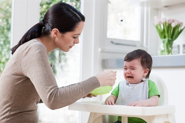 4 lời khuyên dành cho mẹ trước khi giới thiệu thức ăn rắn cho bé yêu 35 4 lời khuyên dành cho mẹ trước khi giới thiệu thức ăn rắn cho bé yêu 7