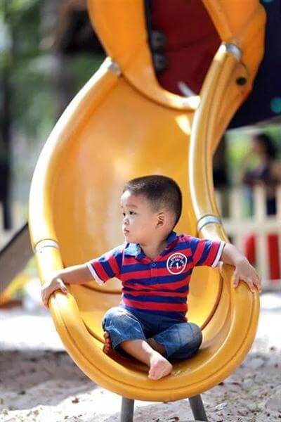 5 điều mẹ cần lưu ý khi trẻ vui chơi nơi công cộng 36 5-dieu-me-can-luu-y-khi-tre-vui-choi-noi-cong-cong