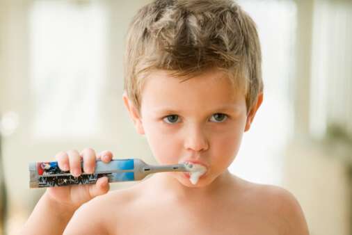 5 giải đáp của bác sĩ về chăm sóc răng miệng cho trẻ 36 5-giai-dap-cua-bac-si-ve-cham-soc-rang-mieng-cho-tre
