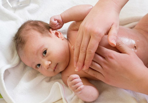5 lưu ý khi chọn sản phẩm chăm sóc da cho bé 35 da bé
