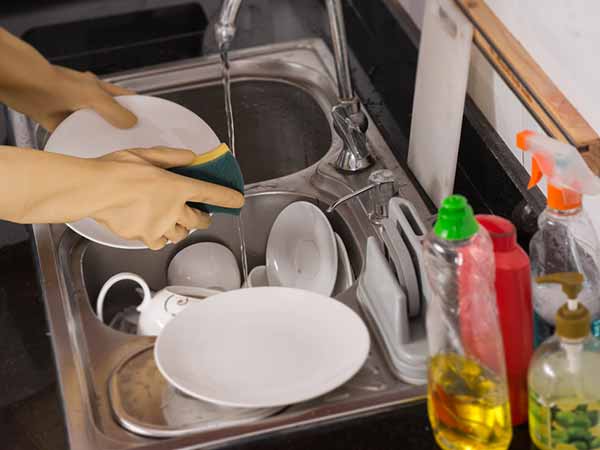 5 món đồ trong bếp nên được lau chùi hằng ngày 40 5 món đồ trong bếp nên được lau chùi hằng ngày 12