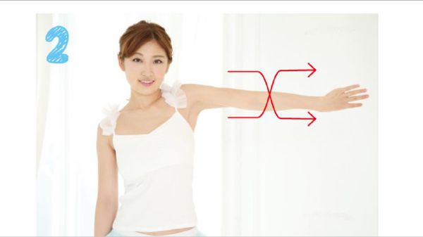 5 phút mỗi ngày với bài tập ngực dành cho mẹ sau sinh 17