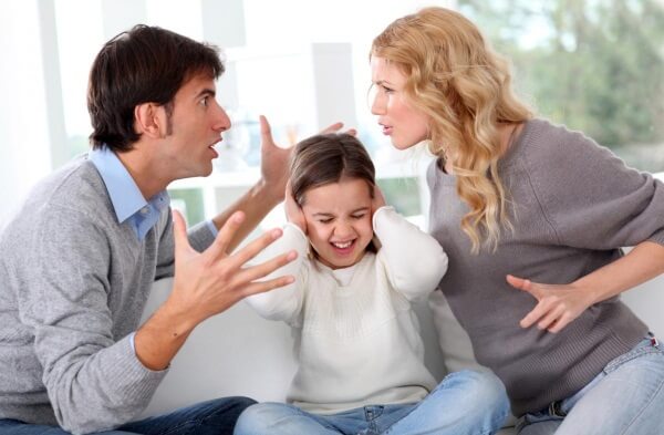 5 sai lầm sau ly hôn cha mẹ cần tránh kẻo ảnh hưởng đến con 9