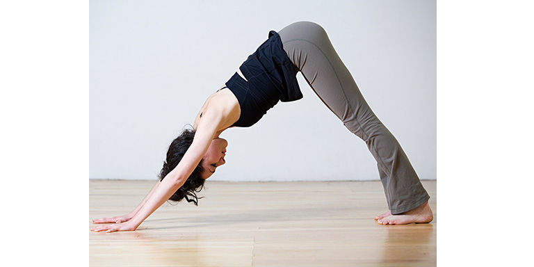 5 tư thế yoga đơn giản cho người mới bắt đầu 39 duoi-minh