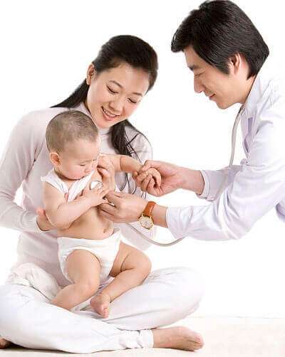 6 chiêu giúp con hết sợ… khám bệnh 35 6 chiêu giúp con hết sợ… khám bệnh 7