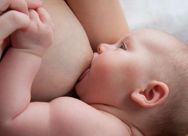 6 điều mẹ cần làm ngay sau khi sinh bé 35 6-dieu-me-can-lam-ngay-sau-khi-sinh-be