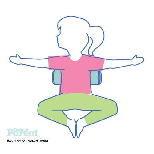 6 động tác yoga vừa dễ tập vừa tăng cường sức khỏe và sức dẻo dai cho bé yêu 15