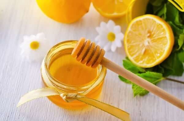 7 cách tự nhiên xóa tan nỗi lo mụn trứng cá 35 7-cach-tu-nhien-xoa-tan-noi-lo-mun-trung-ca