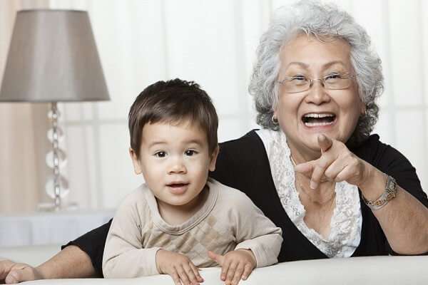 7 lưu ý khi chọn "vú nuôi" cho con 34 7-luu-y-khi-chon-vu-nuoi-cho-con