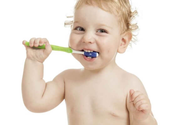 7 nguyên tắc quan trọng mẹ không được bỏ qua khi chăm sóc răng sữa cho bé yêu 9