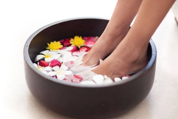 8 mẹo đơn giản để sở hữu đôi chân khỏe đẹp đón Tết 11