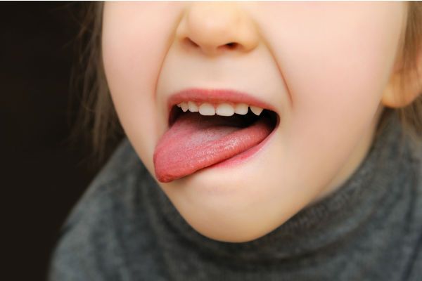 9 cách chữa nấc cụt hiệu quả cho cả người lớn và trẻ em 11