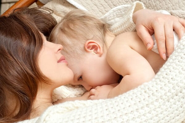9 điều những người lần đầu tiên nuôi con bằng sữa mẹ nhất thiết phải biết 12