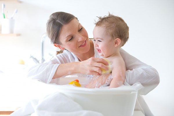 9 thời điểm mẹ tuyệt đối không được tắm cho trẻ 5