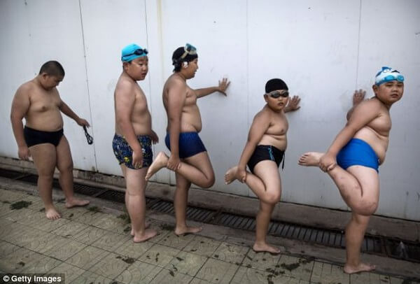 &Aacute;m ảnh sự thật đằng sau trại giảm b&eacute;o cho trẻ 
