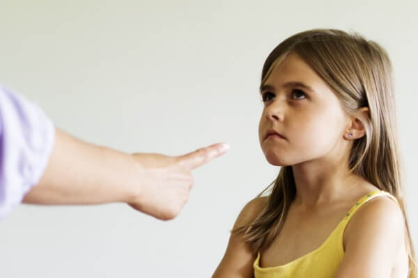 Ba mẹ đừng nói vậy, con đau 35 Ba mẹ đừng nói vậy, con đau 7