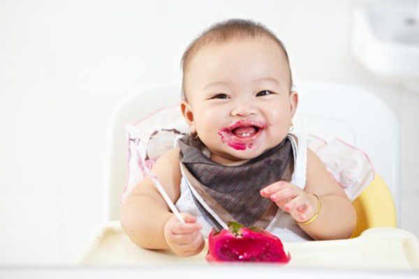 Bác sĩ khuyến cáo: Nên tập cho trẻ ăn từ 4 tháng tuổi 33 Bác sĩ khuyến cáo: Nên tập cho trẻ ăn từ 4 tháng tuổi 5