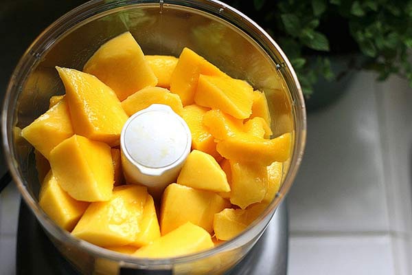 Bánh kem xoài vàng ươm, béo ngậy bé nhìn là "mê" 36 Bánh kem xoài vàng ươm, béo ngậy bé nhìn là "mê" 10
