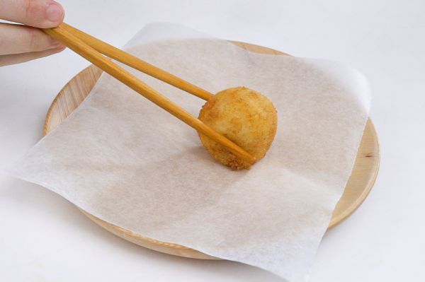 Bánh khoai tây nhân phô mai giòn thơm cho bé 22