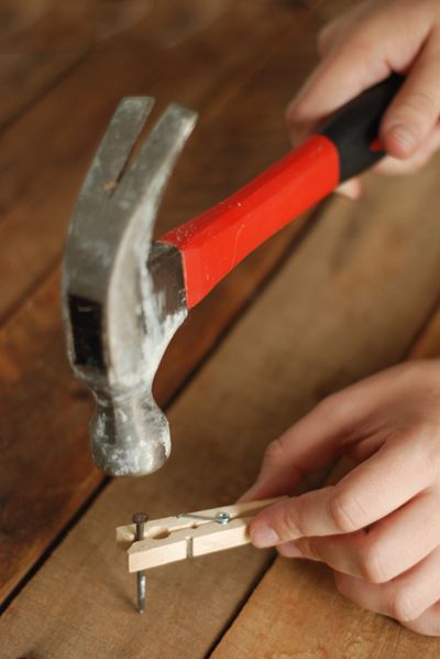 Bất ngờ với công dụng của chiếc kẹp gỗ 54 những công dụng của chiếc kẹp gỗ