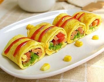 Bé mới tập ăn cơm lên thực đơn như thế nào cho đầy đủ dưỡng chất? 37 rau-cuon-trung