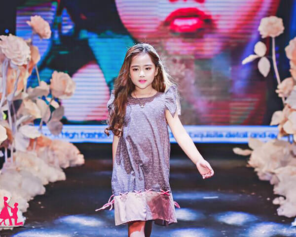 Bé Nguyễn Lê Khánh Linh đoạt giải "Công chúa thời trang" tại Thái Lan 48 Bé Nguyễn Lê Khánh Linh đoạt giải "Công chúa thời trang" tại Thái Lan 20
