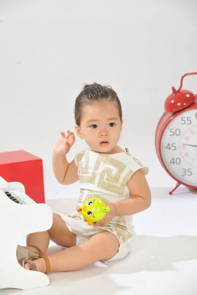 Bé Sol bụ bẵm đáng yêu, tinh nghịch bên mẹ Đoan Trang 25