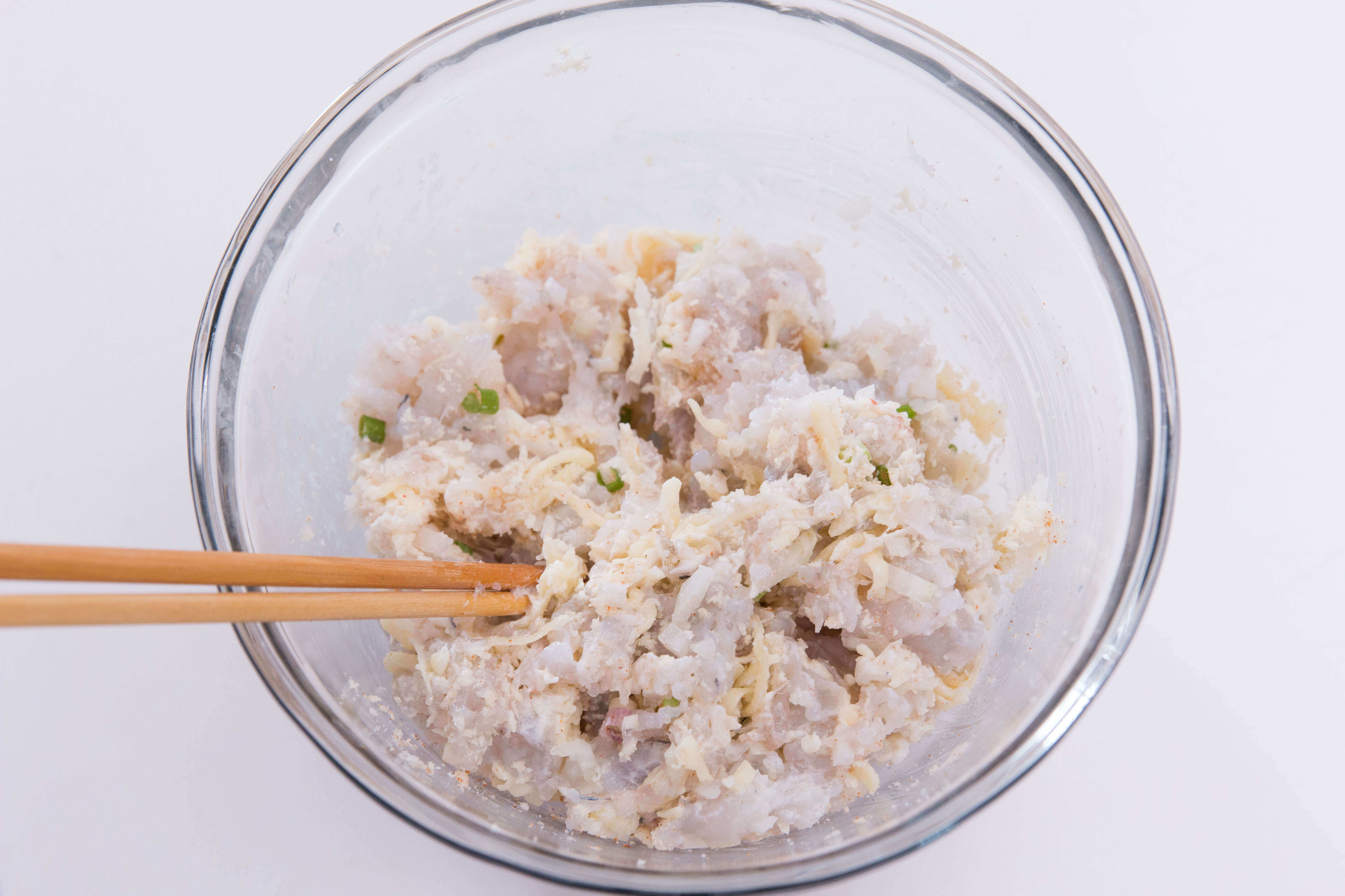 Béo ngậy bánh nhân tôm phô mai làm tan chảy vị giác của bạn 49 Béo ngậy bánh nhân tôm phô mai làm tan chảy vị giác của bạn 21