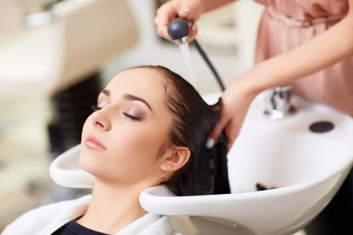 Bí kíp sở hữu mái tóc đen mượt thu hút mọi ánh nhìn 35 Bí kíp sở hữu mái tóc đen mượt thu hút mọi ánh nhìn