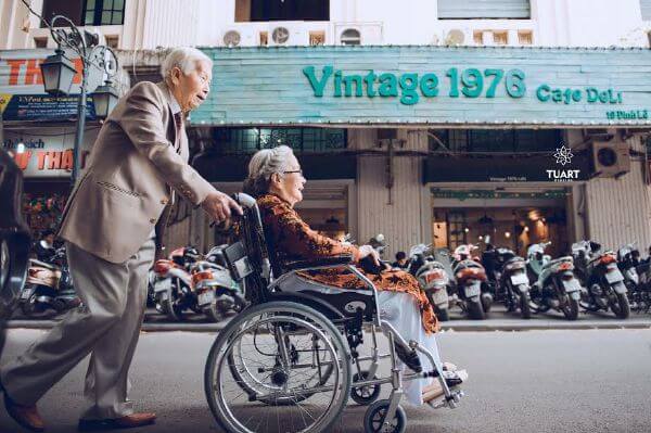 Bộ ảnh tình yêu của ông bà U90 khiến ngàn người cảm động 61 Bộ ảnh tình yêu của ông bà U90 khiến ngàn người cảm động 33
