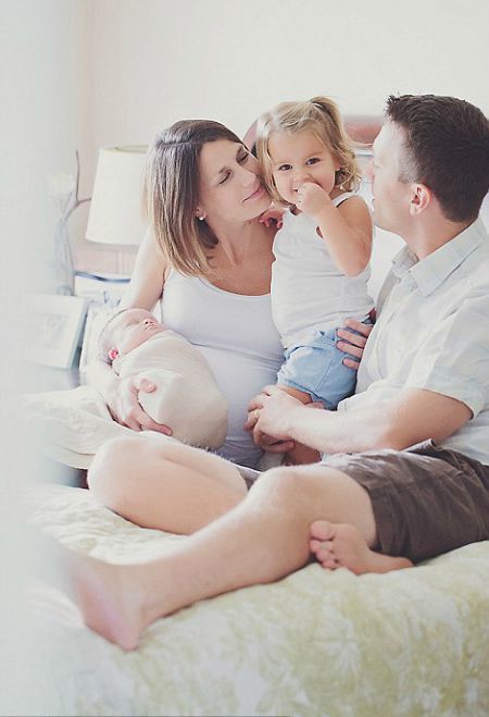 Bố mẹ vĩnh biệt con g&aacute;i nhỏ bằng bộ ảnh y&ecirc;u thương