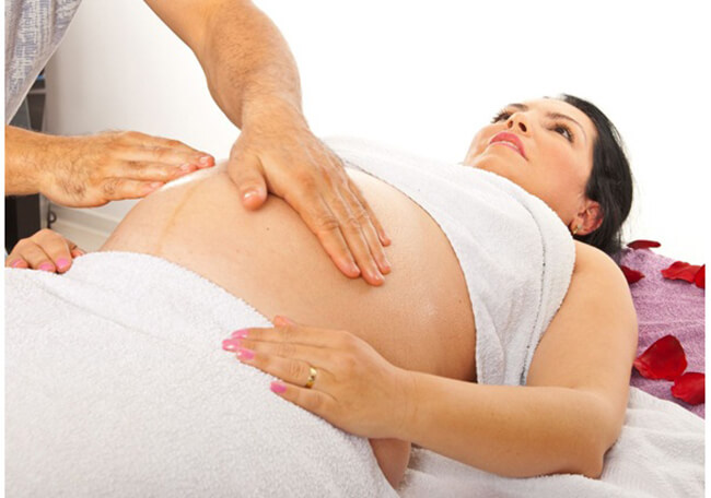 Bố ơi, đừng quên massge cho mẹ của bé nhé! 35 mat-xa