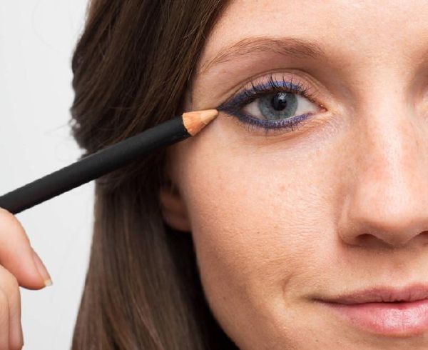 Bỏ túi 22 mẹo kẻ mắt ấn tượng cho mẹ 28