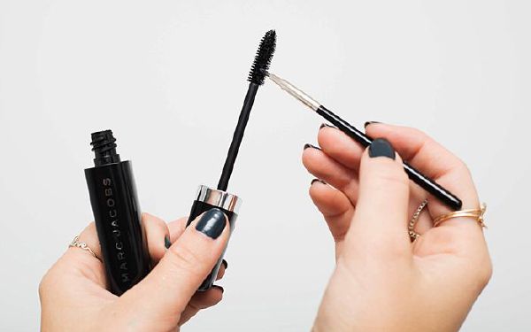 Bỏ túi 22 mẹo kẻ mắt ấn tượng cho mẹ 34