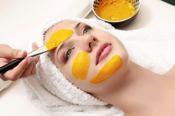 Bỏ túi 4 công thức làm mặt nạ chăm sóc da an toàn từ bột nghệ 35 Bỏ túi 4 công thức làm mặt nạ chăm sóc da an toàn từ bột nghệ 7
