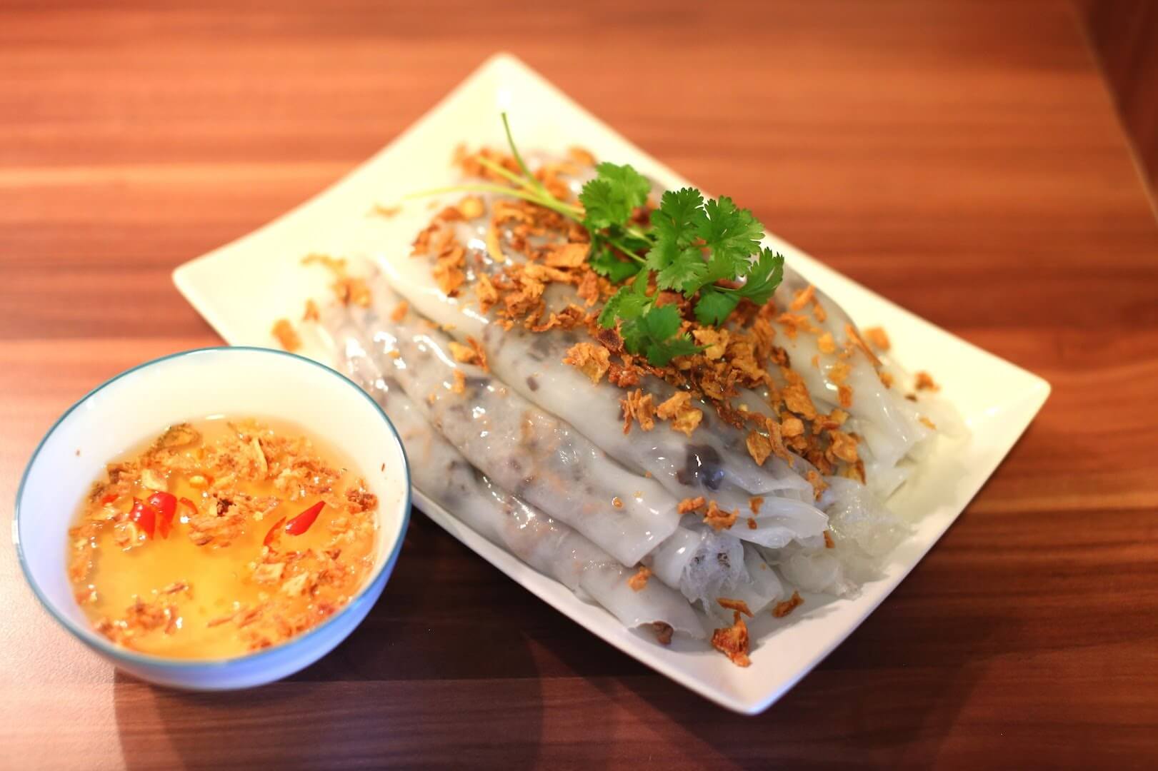 Bỏ túi nhiều công thức làm các món bánh truyền thống Việt Nam 42 banh-cuon