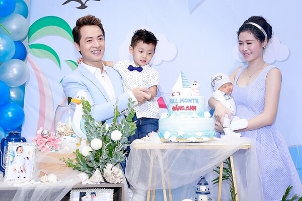 Ca sĩ Đăng Khôi: “Không chờ khi vợ mang bầu mới chiều vợ!" 47 Ca sĩ Đăng Khôi: “Không chờ khi vợ mang bầu mới chiều vợ!" 19