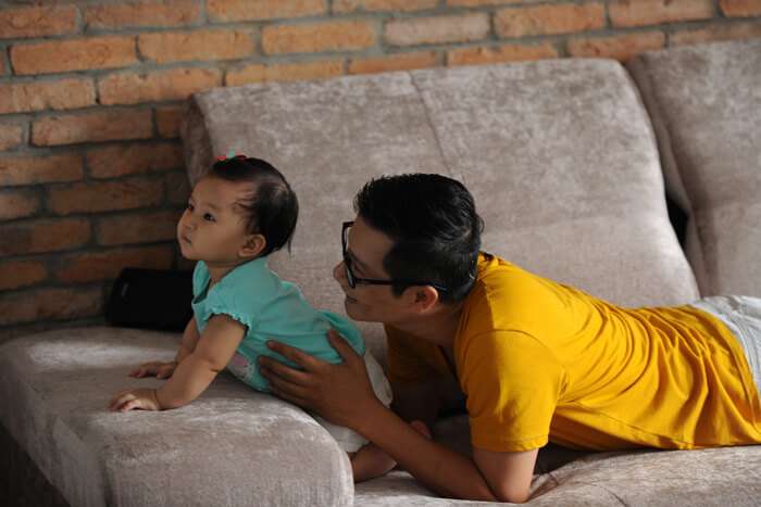 Ca sĩ Hoàng Bách: “Nếu phải lựa chọn tôi sẽ chọn gia đình” 48 Ca si hoang bach6