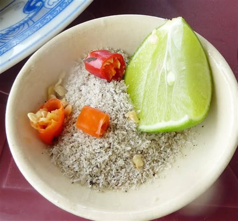 Cách làm 19 loại nước chấm ngon sánh mịn cho các món ăn Việt thêm phần thơm ngon 39 Cách làm 19 loại nước chấm ngon sánh mịn cho các món ăn Việt thêm phần thơm ngon 11