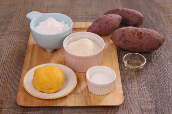 Cách làm bánh khoai lang hấp nhân custard 48 Cách làm bánh khoai lang hấp nhân custard 20