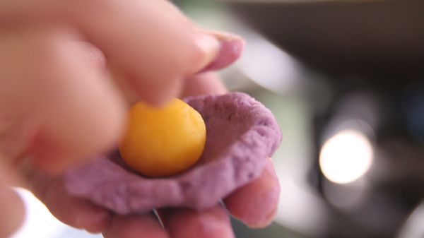 Cách làm bánh khoai lang hấp nhân custard 55 Cách làm bánh khoai lang hấp nhân custard 27