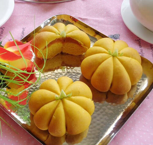 Cách làm bánh mì bí đỏ cho bé ấm bụng khi đến trường 49 b5