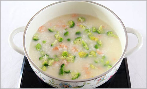 Cách nấu cháo tôm phô mai cho bé trên 1 tuổi ăn dặm 46 cháo tôm phô mai 6