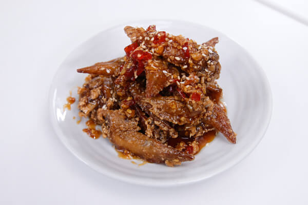 Cánh gà chiên giòn sốt cay ngọt cho bưa cơm ngày mưa tròn vị 54 canh ga chien sot cay